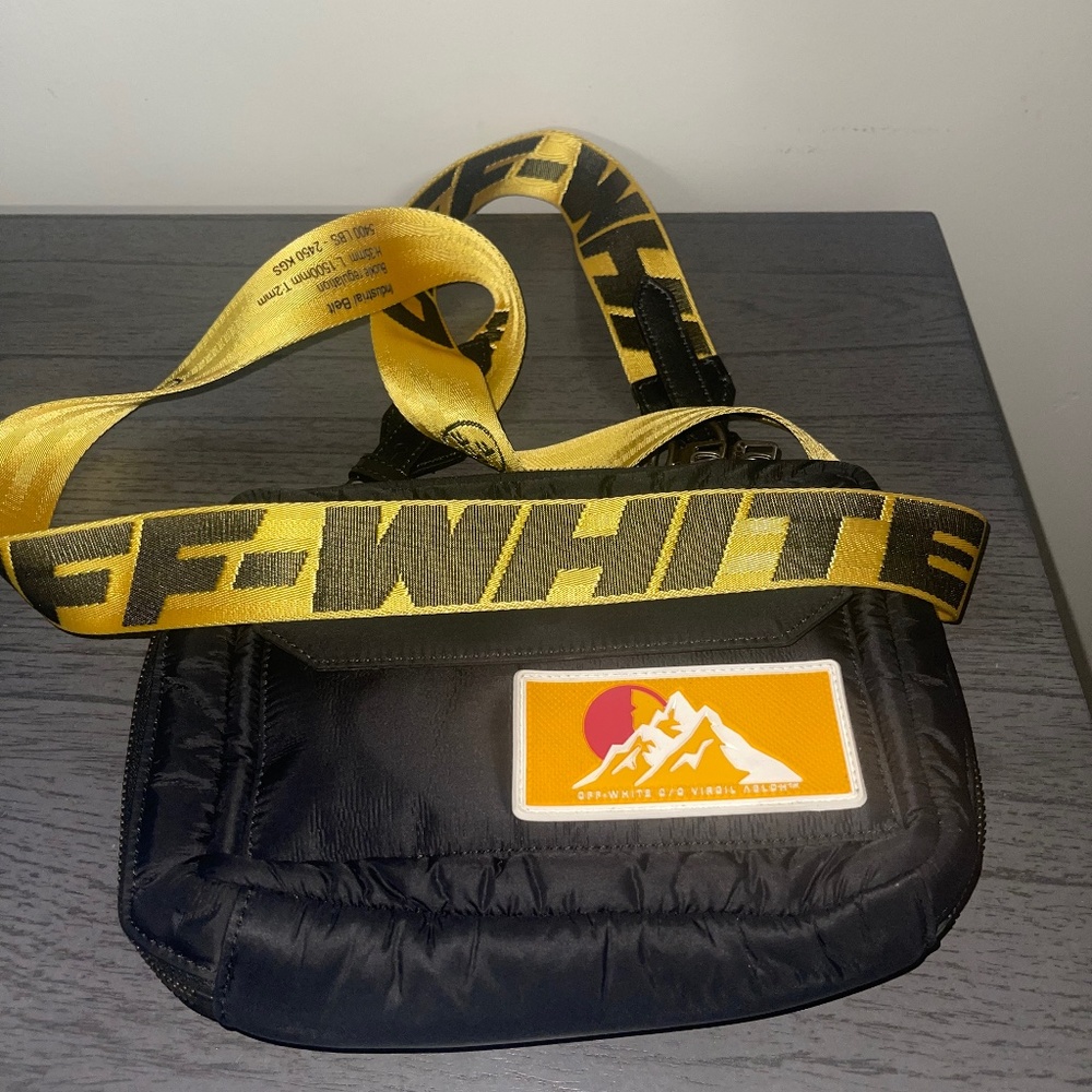 Off-White Puffy logo patch crossbody bag